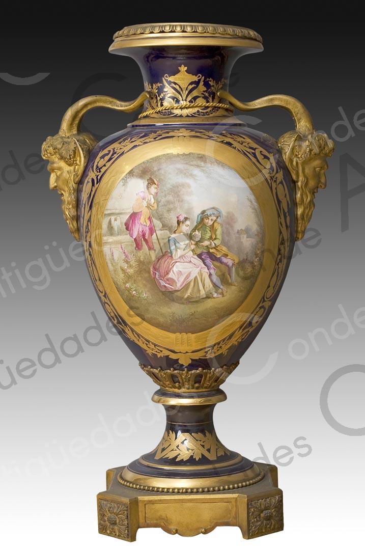 PAREJA JARRONES SEVRES - PRIMER IMPERIO